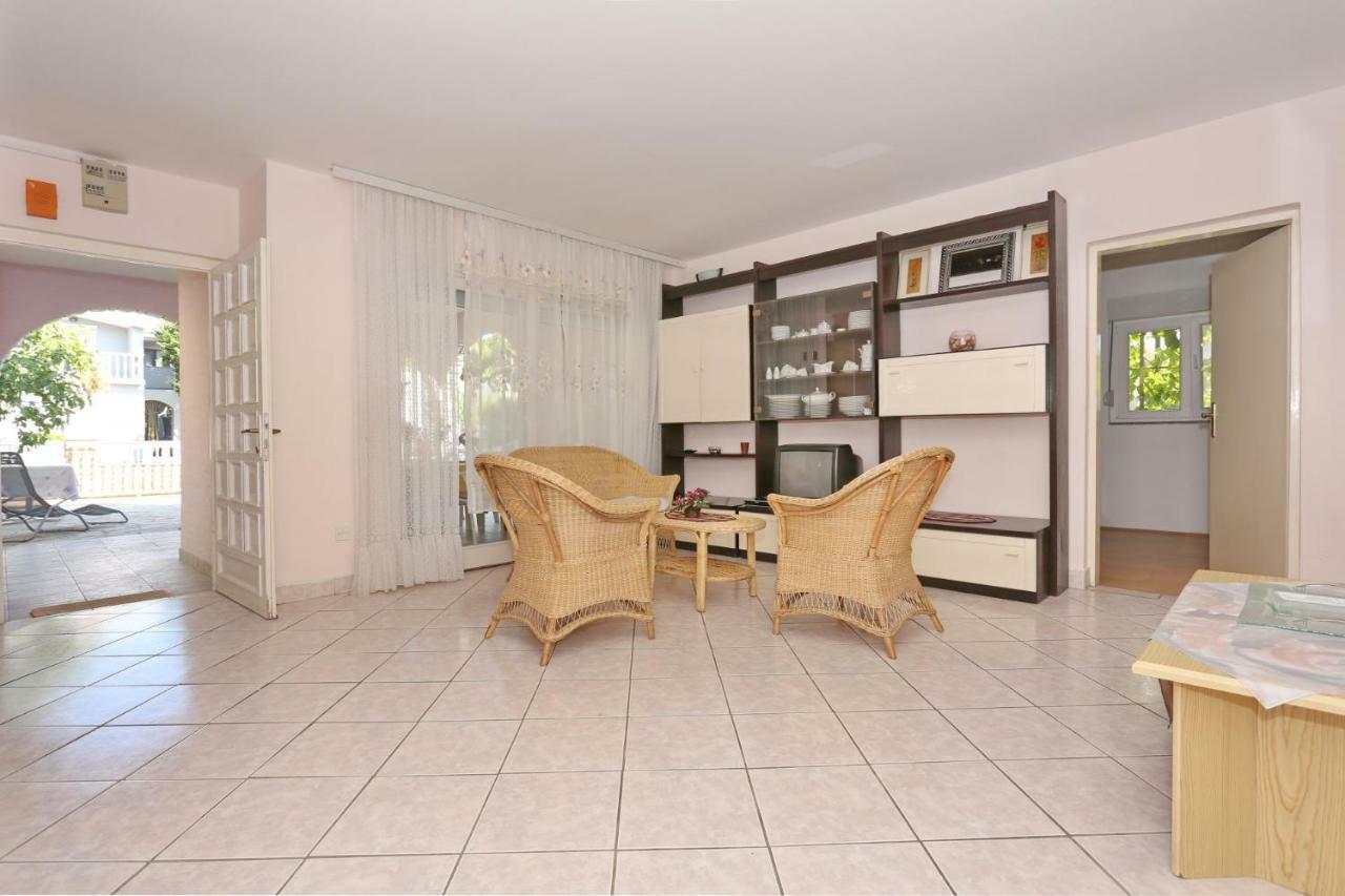 Villa Neyla Vir Esterno foto