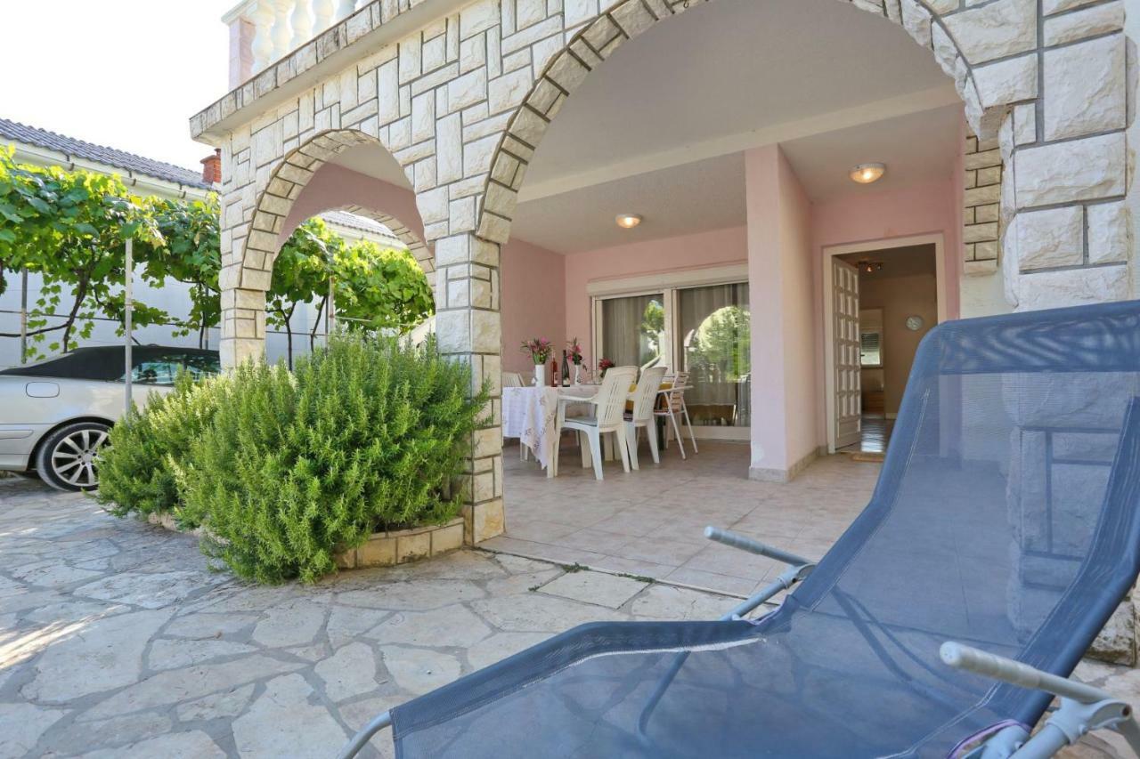 Villa Neyla Vir Esterno foto