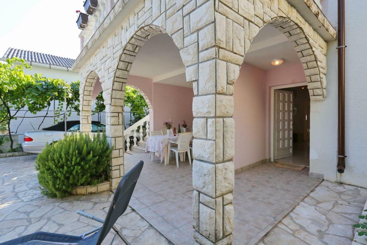 Villa Neyla Vir Esterno foto