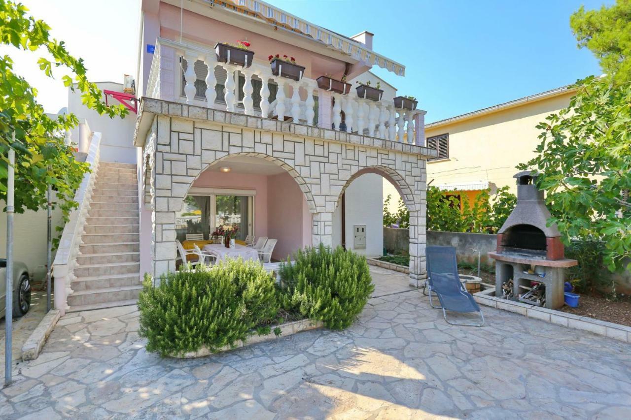 Villa Neyla Vir Esterno foto